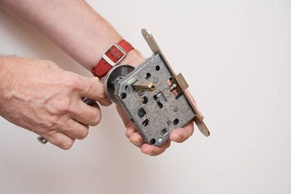 How to Fix a Jammed Lock in Armley